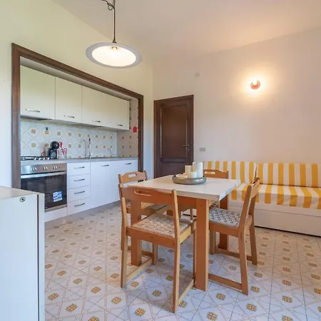 Salida - Attrezzata E Piscina Apartment